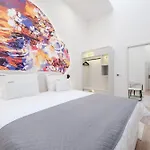 Eleven Hotell 4*