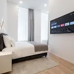 Hotell Eleven 4*
