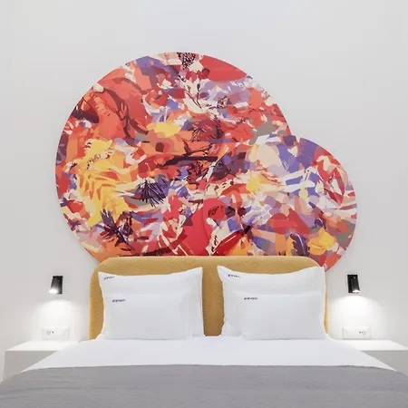 Hotel Eleven